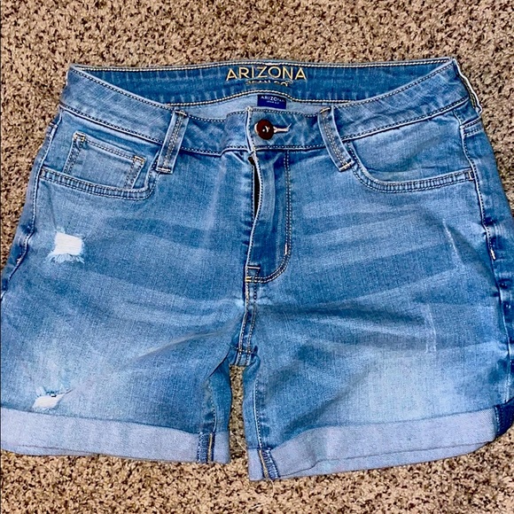 Arizona Jean shorts - Picture 1 of 4